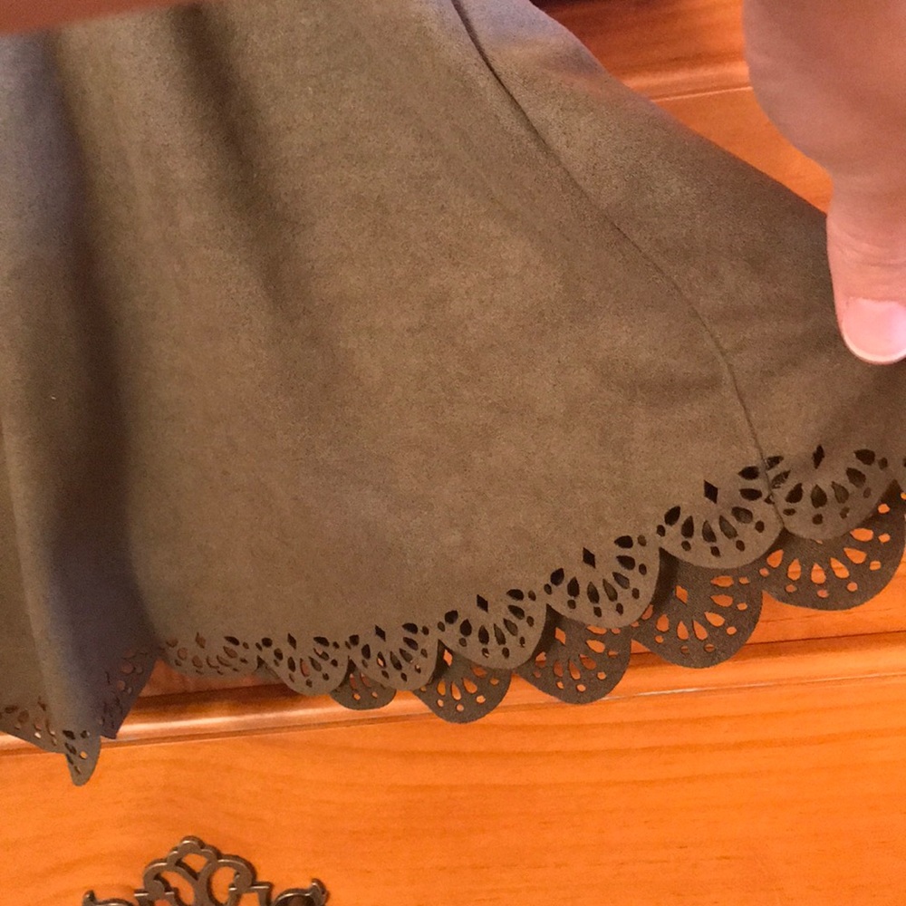 Tank top - Picture 3 of 3